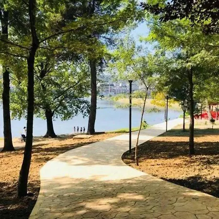 Cozy Flat Near Air Albania Stadium 1 * 地拉那