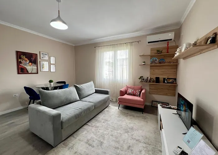 Cozy Flat Near Air Albania Stadium 1 * Tirana